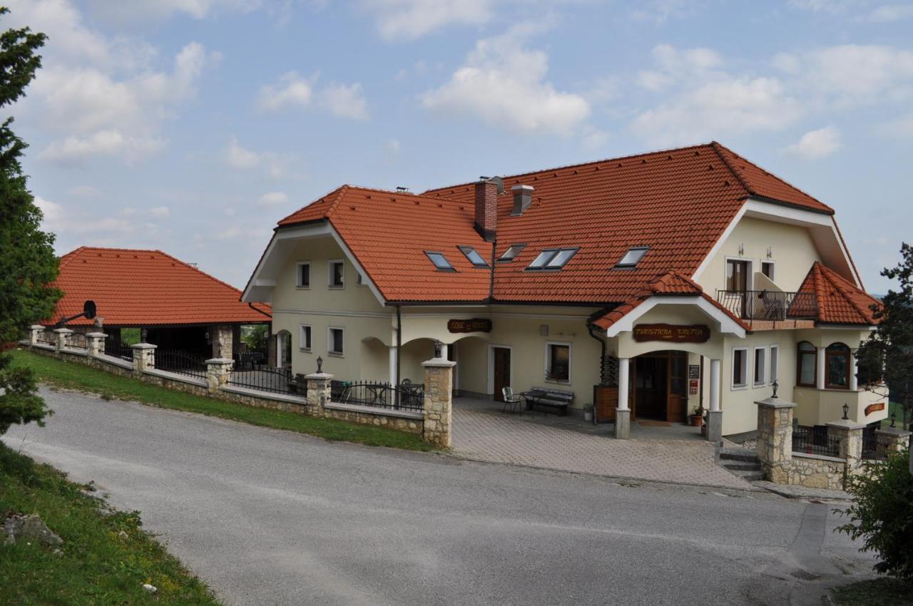 Grobelnik Tourist Farm Villa Sevnica Buitenkant foto